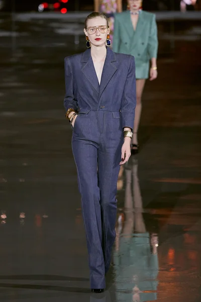 Look 39